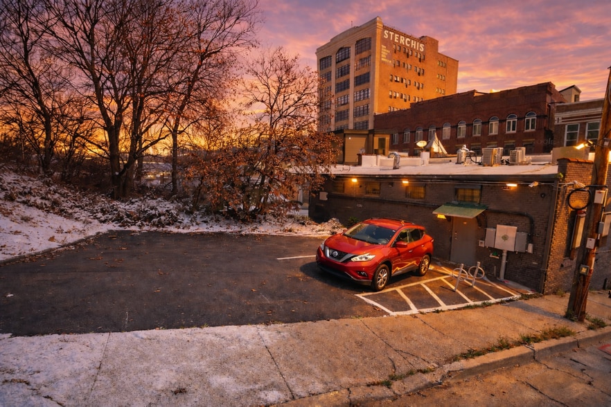 More Photos Of 145 S Gay St, Knoxville Restaurant For Sale