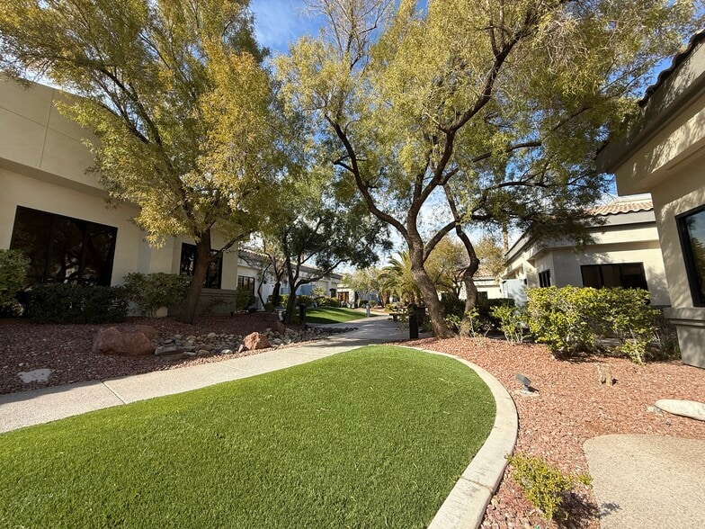 More Photos Of 7930 W Sahara Ave, Las Vegas Office For Sale