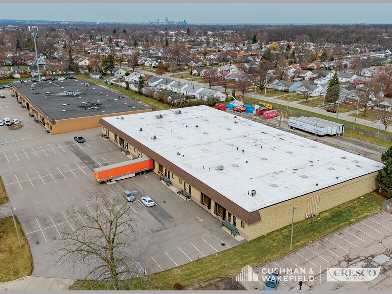 More Photos Of 4310-4340 Cranwood Pky, Warrensville Heights Industrial For Lease