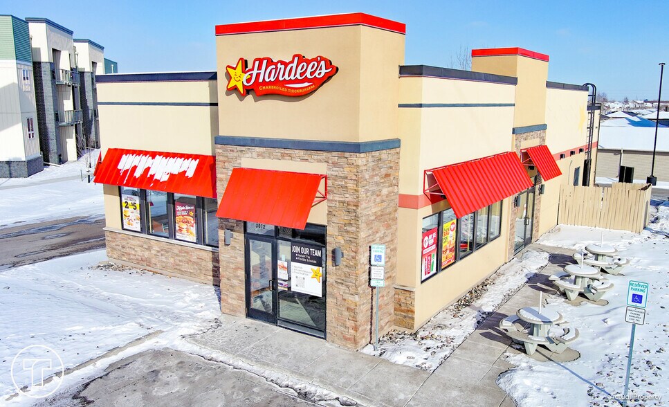 More Photos Of 3072 45th St S, Fargo Fast Food For Sale