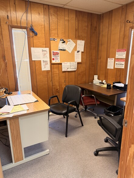 More Photos Of 3680 179th St, Hammond Office For Sale