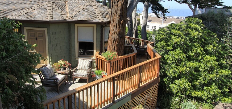 More Photos Of 598 Laine St, Monterey Hospitality For Sale
