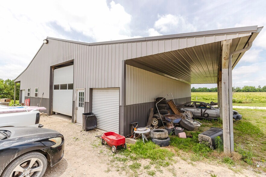 More Photos Of 1663 Georgia Rd, Humboldt Specialty For Sale