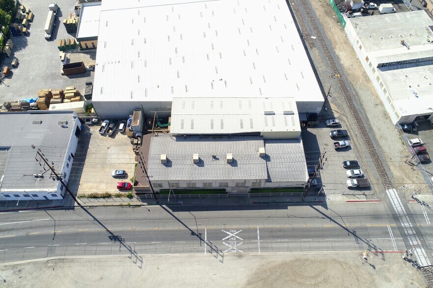 More Photos Of 3400-3470 Randolph St, Huntington Park Warehouse For Lease