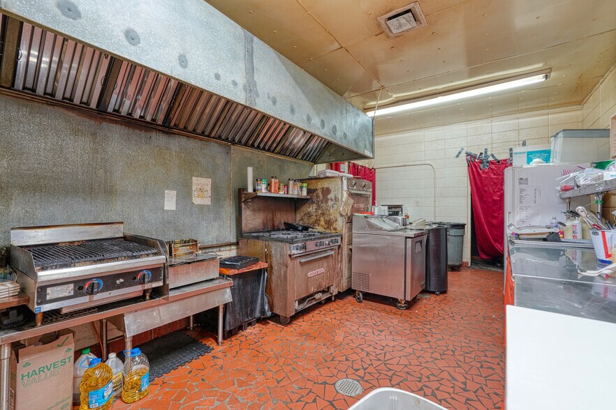 More Photos Of 4895 S Pine St, Spartanburg Restaurant For Sale