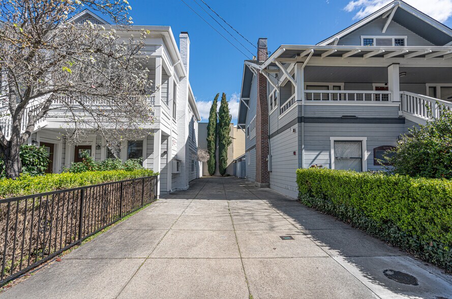 More Photos Of 418 Humboldt St, Santa Rosa Apartments For Sale