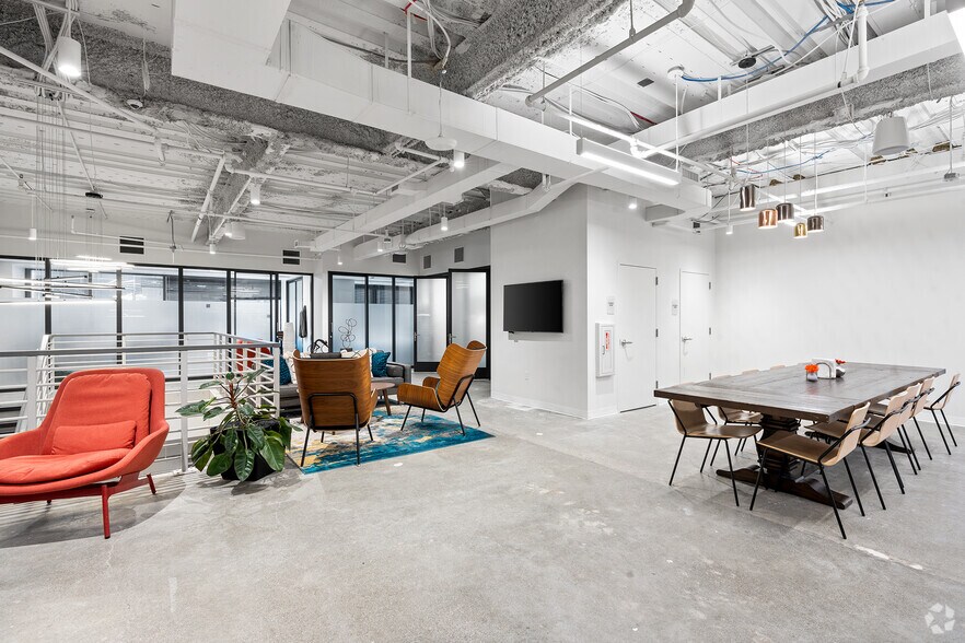 More Photos Of 44 S Broadway, White Plains Coworking Space