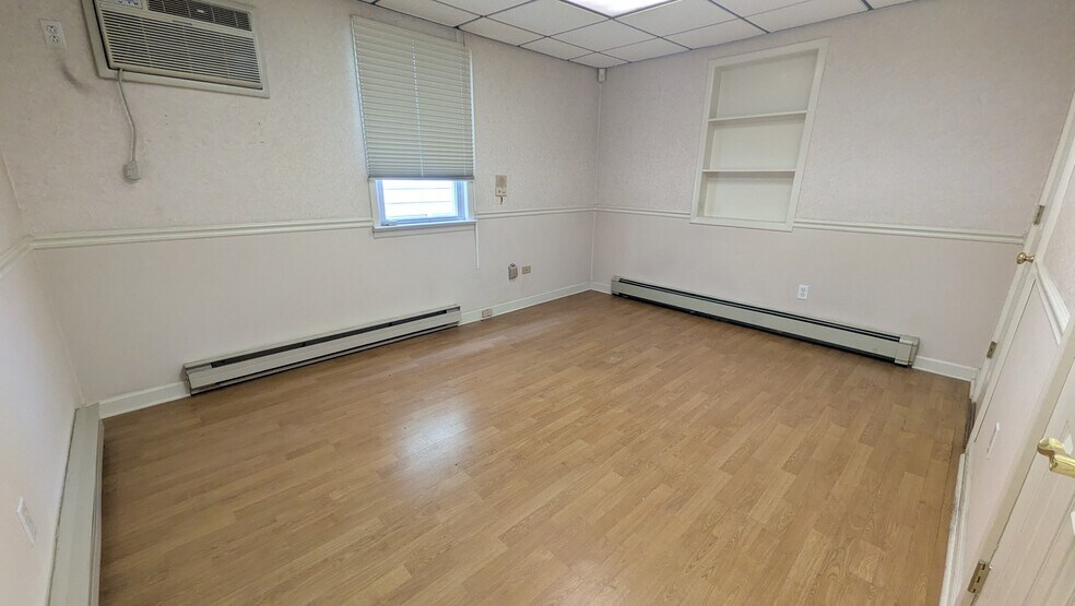 More Photos Of 245 Union St, Lodi Office For Sale