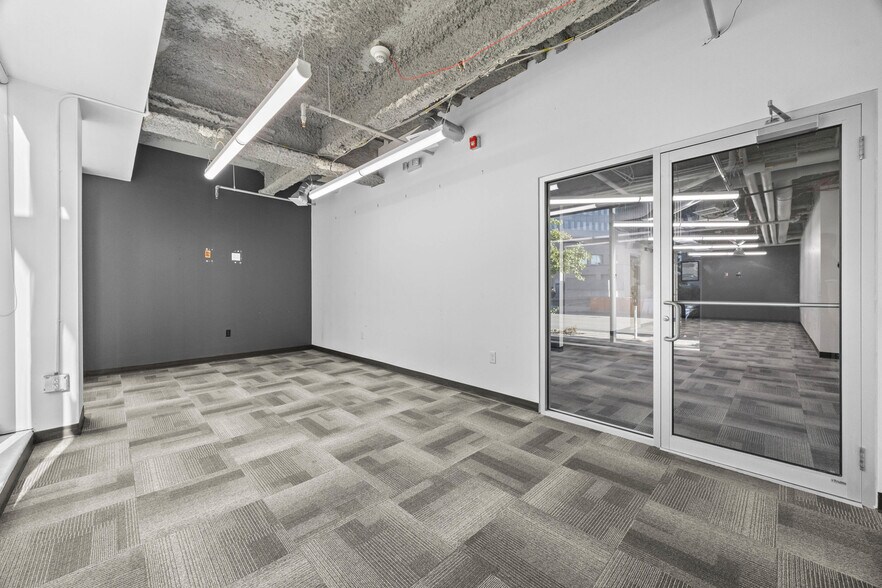 More Photos Of 88-94 Elm St, Rochester Office Residential For Lease