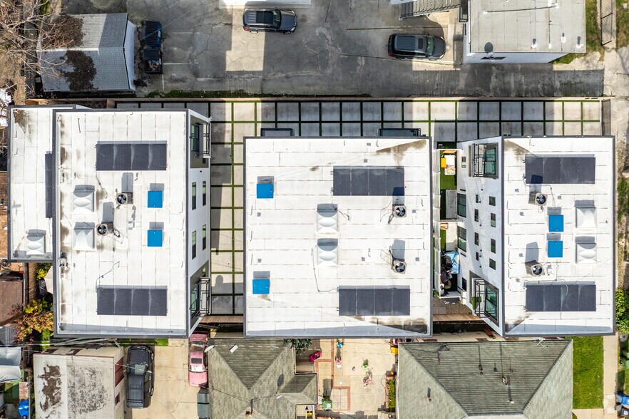 More Photos Of 2921 S Burnside Ave, Los Angeles Apartments For Sale