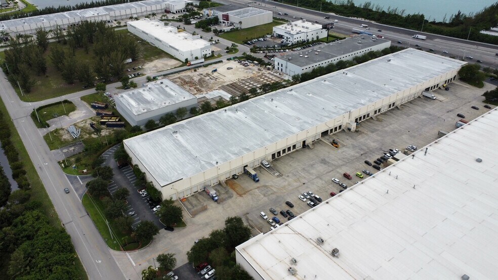 More Photos Of 12600-12608 NW 115th Ave, Medley Industrial For Sale