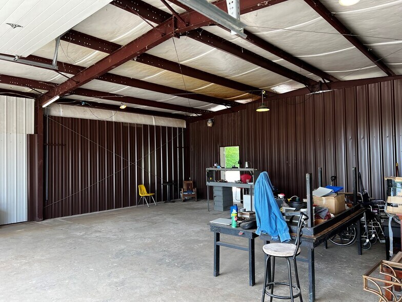 More Photos Of 180 Highway 7, Grenada Specialty For Sale