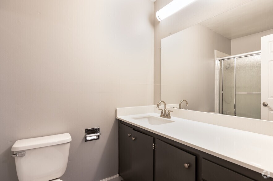 More Photos Of 1709 Shattuck Ave, Berkeley Apartments For Sale