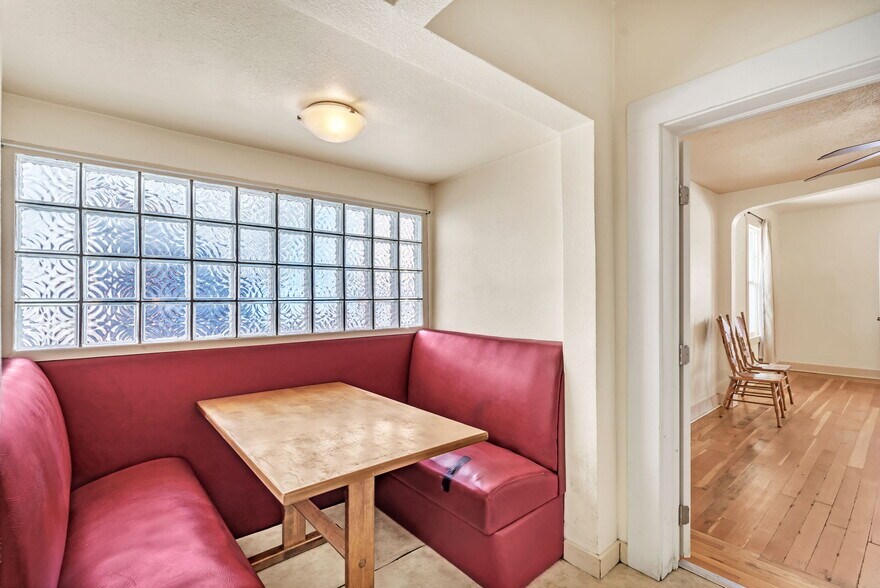 More Photos Of 2025-2027 W Colorado Ave, Colorado Springs Freestanding For Sale