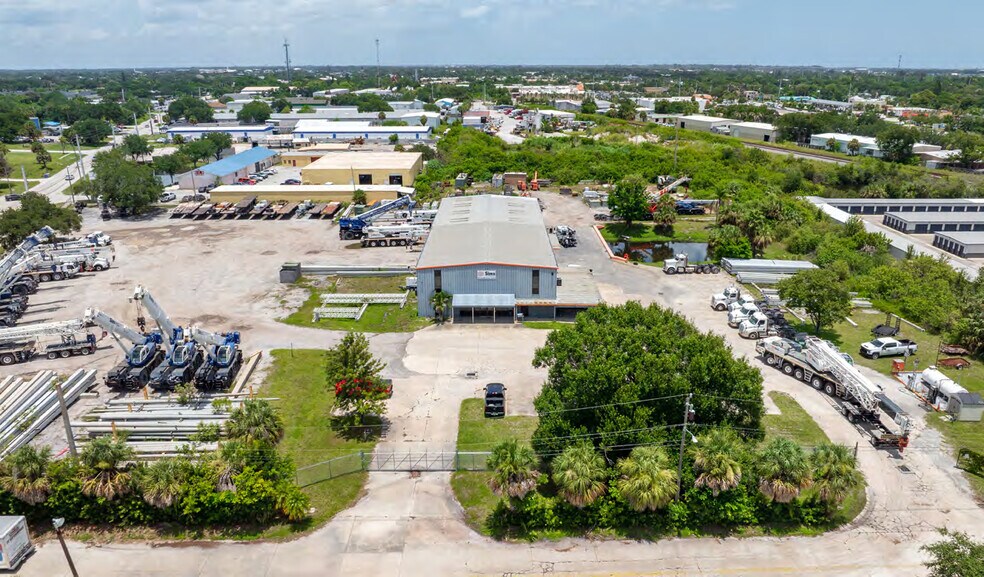 Primary Photo Of 936 Old Dixie Hwy, Vero Beach Land For Lease