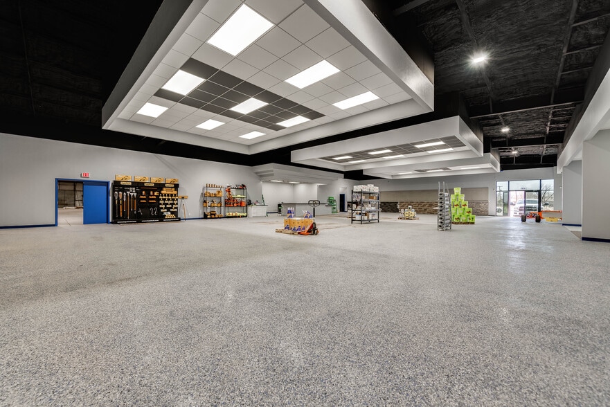 More Photos Of 2400 Steven Rd, Odessa Warehouse For Sale