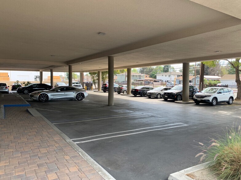 More Photos Of 3700 Santa Fe Ave, Long Beach Office For Lease