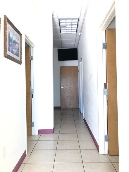 More Photos Of 6725 S Eastern Ave, Las Vegas Medical For Lease
