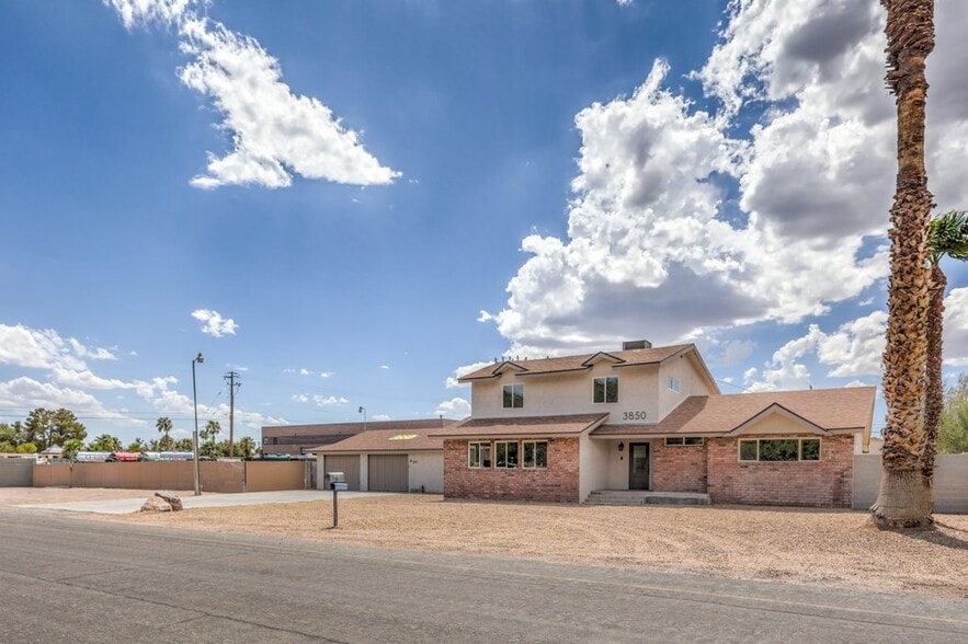 More Photos Of 3850 Leon Ave, Las Vegas Service For Sale