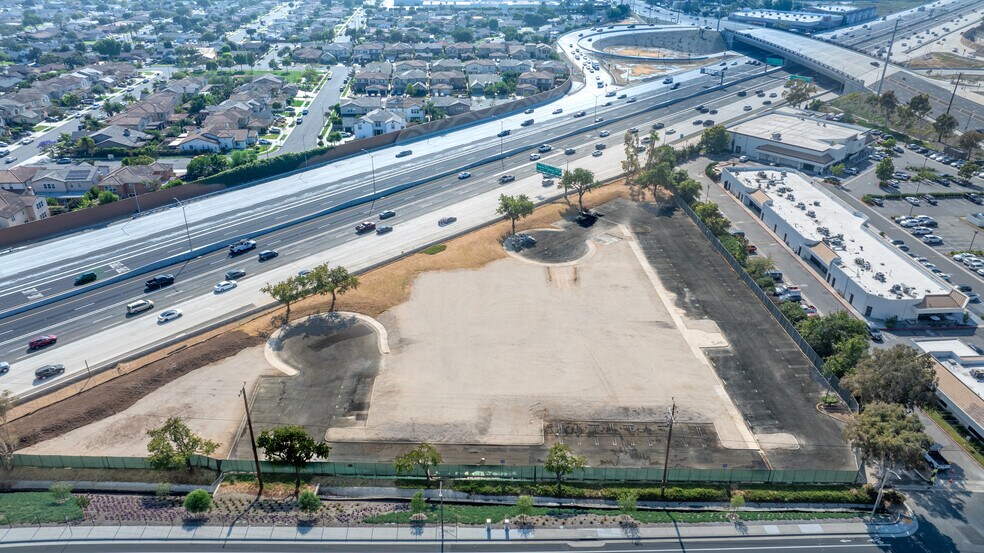 More Photos Of 17101 Bushard St, Fountain Valley Land For Lease