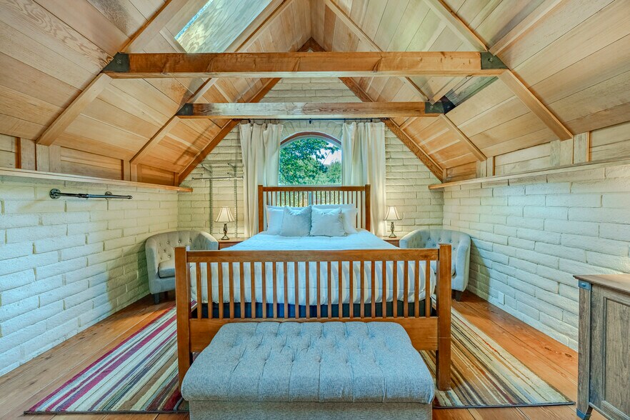 More Photos Of 1820 E 28th Ave, Eugene Multifamily For Sale