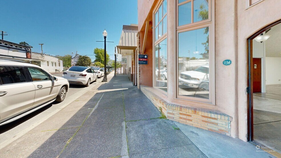 More Photos Of 132-134 Matheson St, Healdsburg Storefront For Sale