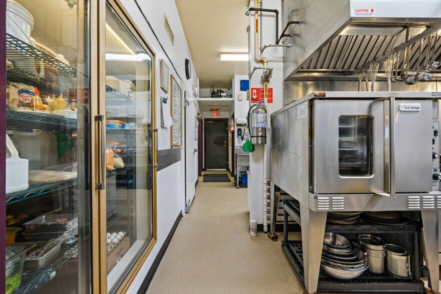 More Photos Of 1916 10th Av, Spruce View Restaurant For Sale