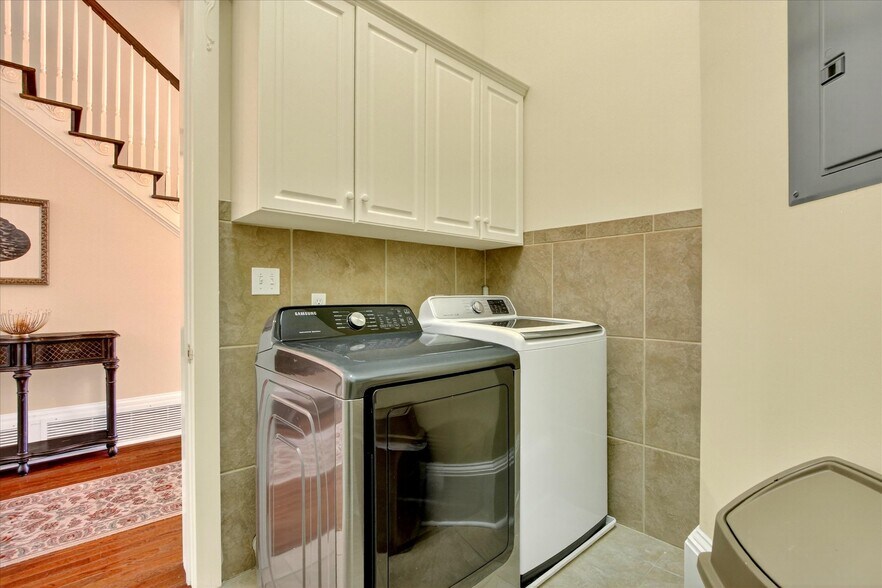 More Photos Of 1611 Glenn Swetman St, Biloxi Specialty For Sale