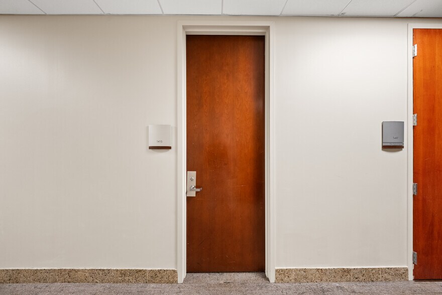 More Photos Of 121-189 S Orange Ave, Orlando Office Residential For Sale