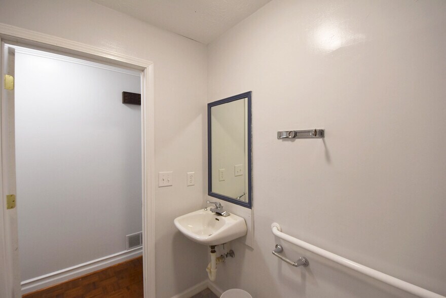 More Photos Of 2180 Highway 34 E, Newnan Medical For Sale
