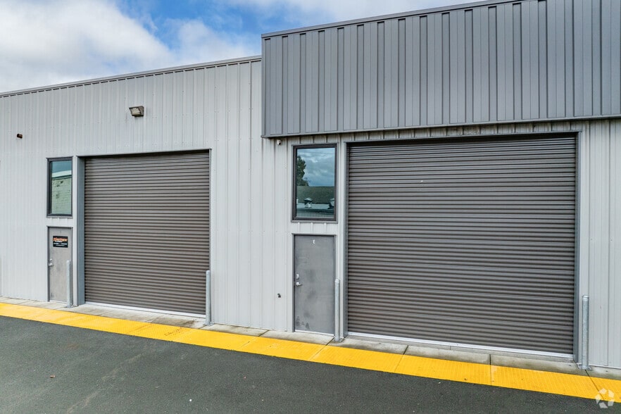 More Photos Of 374 Yolanda Ave, Santa Rosa Industrial For Lease