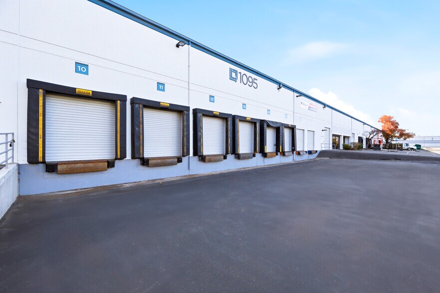 More Photos Of 1095 Spice Islands Dr, Sparks Warehouse For Lease