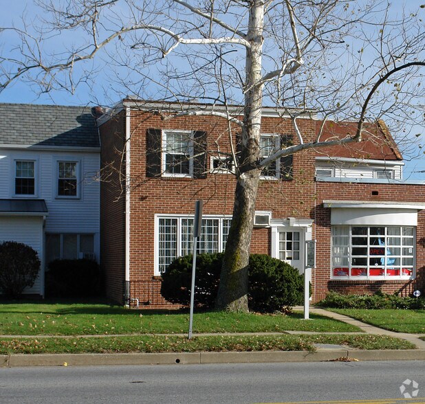Primary Photo Of 7307 York Rd, Towson Office For Sale