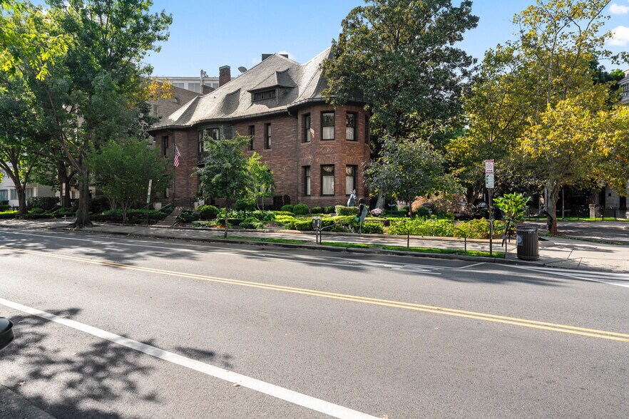 More Photos Of 1526 New Hampshire Ave NW, Washington Loft Creative Space For Lease