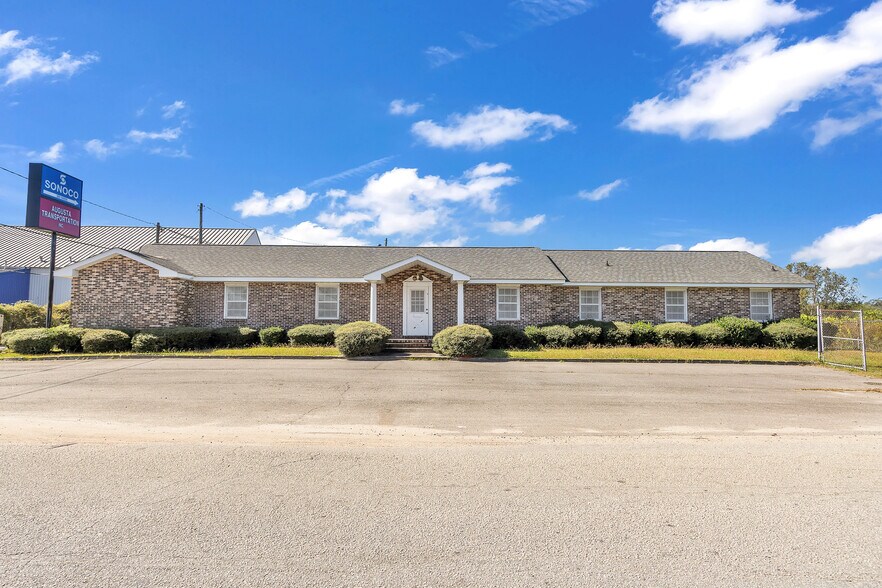 More Photos Of 940 Molly Pond Rd, Augusta Office For Lease
