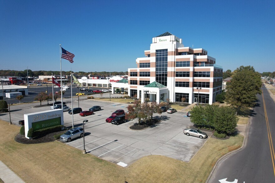 More Photos Of 2400 E Highland Dr, Jonesboro Office For Sale