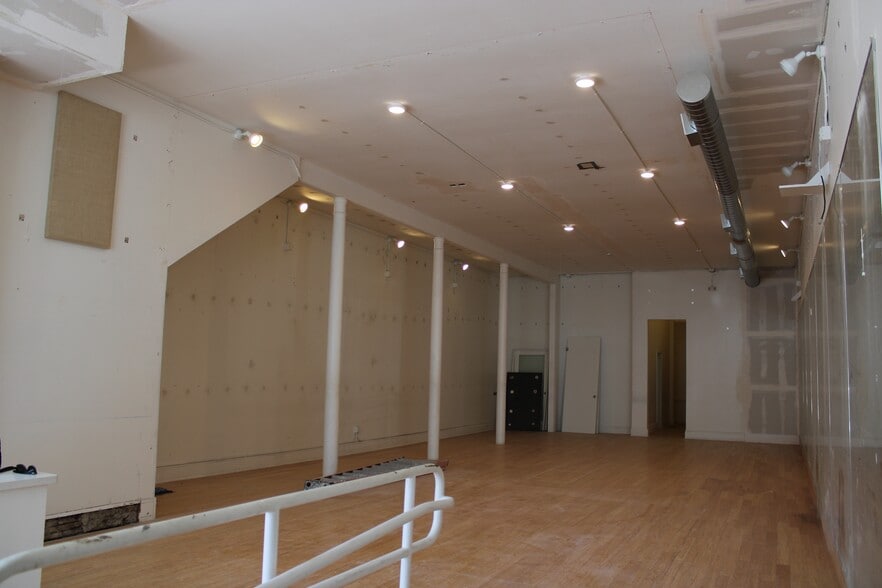 More Photos Of 1805-1807 Divisadero St, San Francisco Storefront Retail Office For Lease