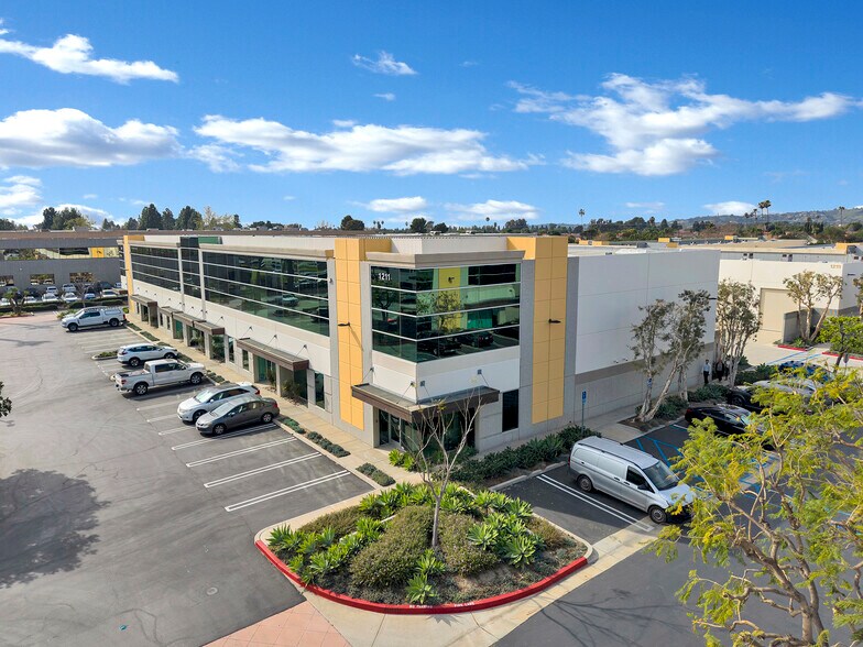 More Photos Of 1211 Flynn Rd, Camarillo Warehouse For Sale