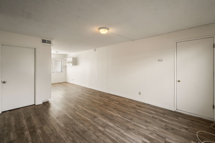 More Photos Of 104 N Atlantic Blvd, Alhambra Apartments For Sale