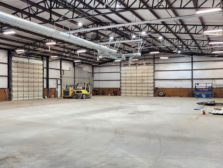 More Photos Of 1376 Franklin Pike SE, Floyd Manufacturing For Sale