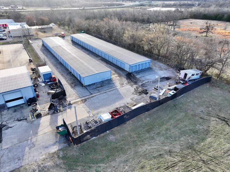 More Photos Of 1001 E Will Rogers Blvd, Claremore Auto Repair For Sale