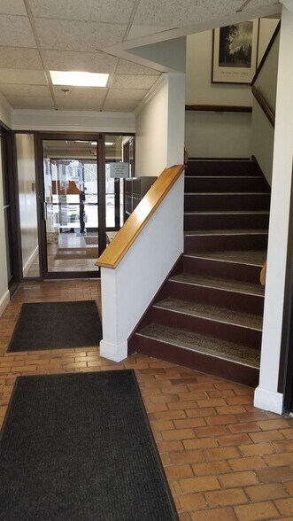 More Photos Of 16 Boston Post Rd, Wayland Office For Lease