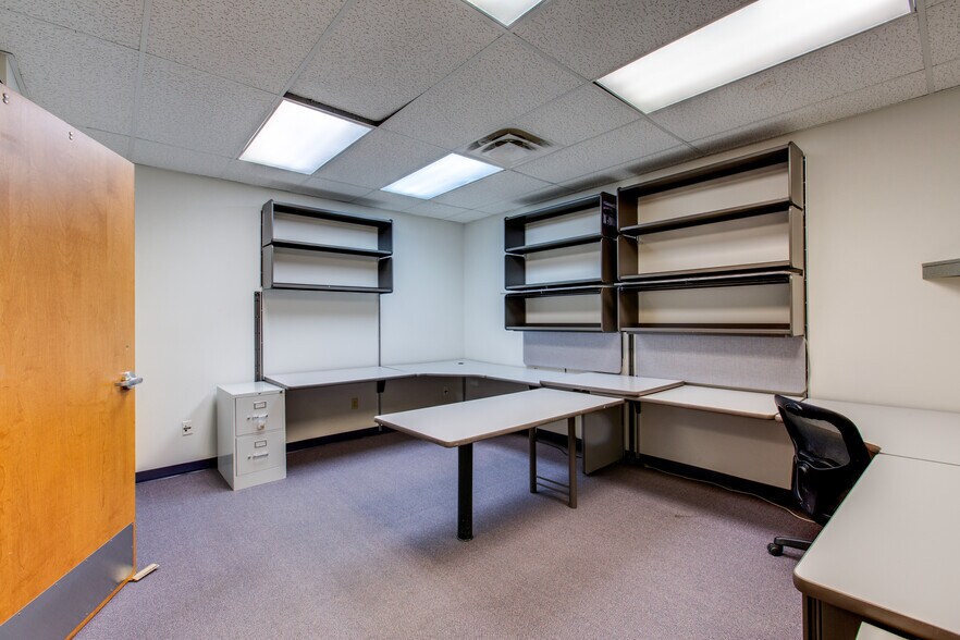 More Photos Of 5878 S Rapp St, Littleton Office For Sale