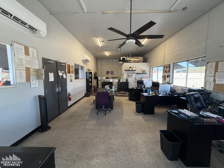 More Photos Of 74883 Velie Way, Palm Desert Service For Lease