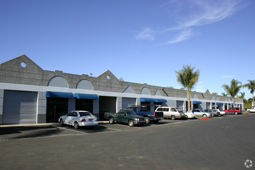 More Photos Of 8545 Arjons Dr, San Diego Unknown For Lease
