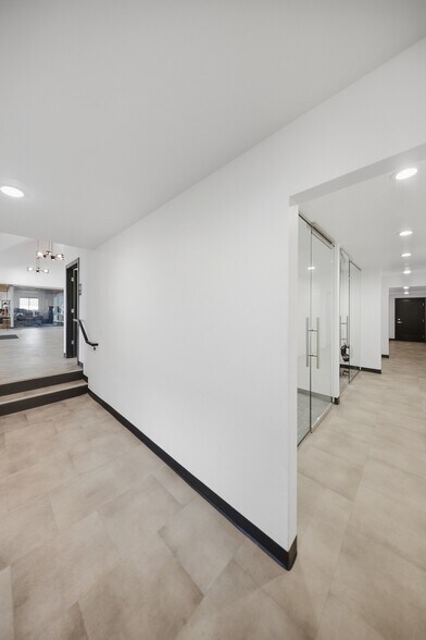 More Photos Of 526 N 400 W, North Salt Lake Office For Sale
