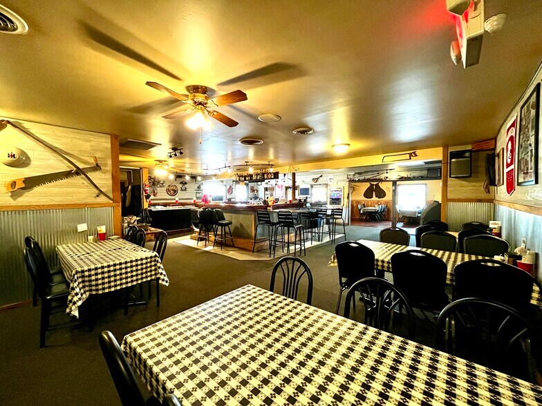 More Photos Of 55698 898 Rd, Saint Helena General Retail For Sale