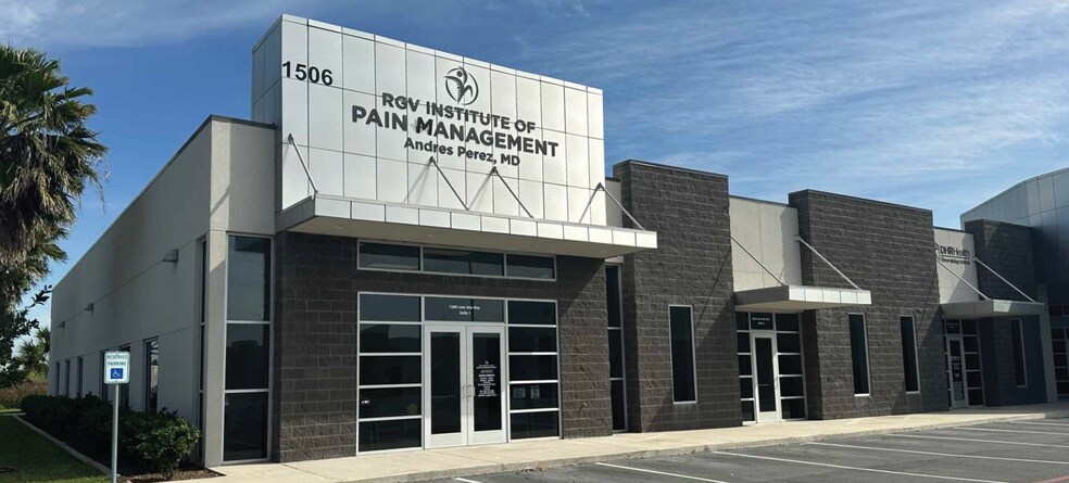 Primary Photo Of 1506 S Lone Star Way, Edinburg Medical For Sale