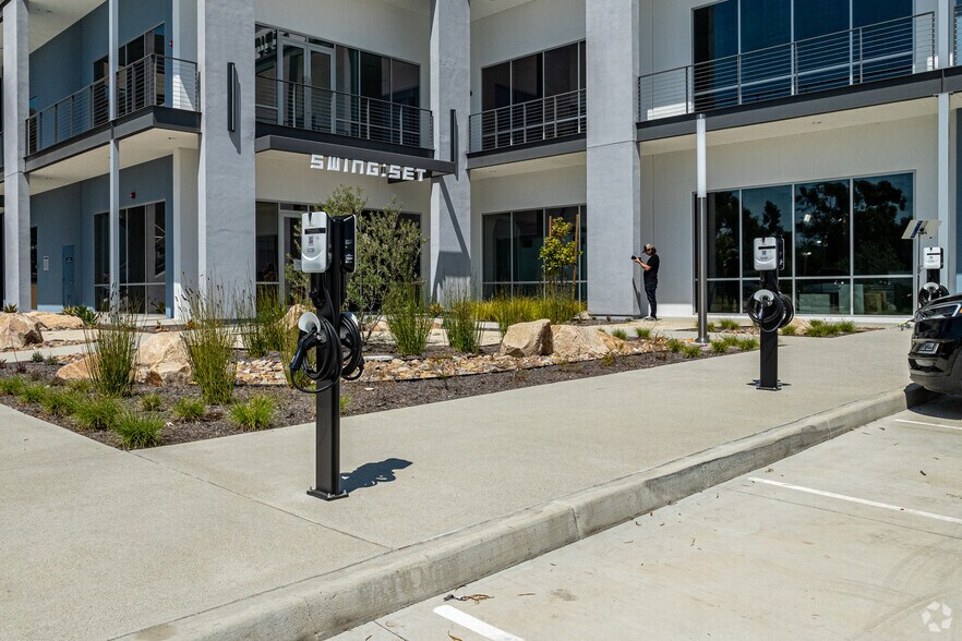 More Photos Of 3816 Stineman Ct, Long Beach Loft Creative Space For Lease