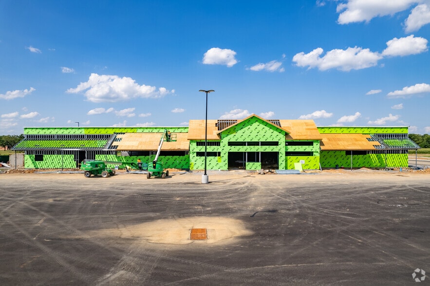 More Photos Of 7655 Winchester Ave, Inwood Storefront For Lease